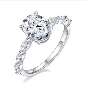 Pavé Solitaire Ring
