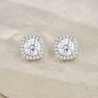 Facetune_25-09-2025-12-23-57